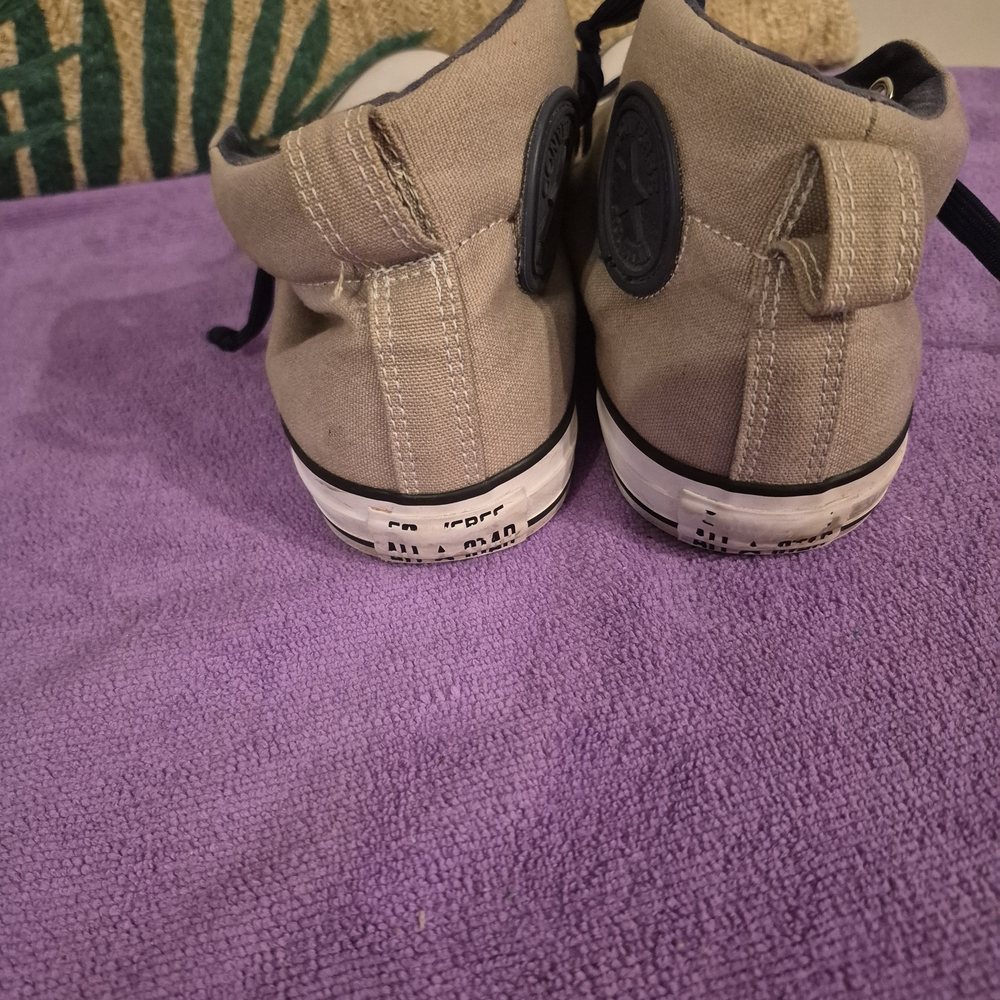Converse Chuck Taylor All Star Mid top Tan / Navy Sneakers Men's 9 Women's 11 - Picture 3 of 7